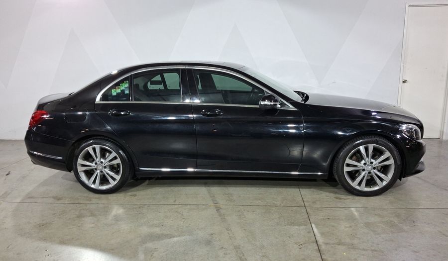 Mercedes Benz Clase C 2.0 200 CGI SPORT AT Sedan 2015