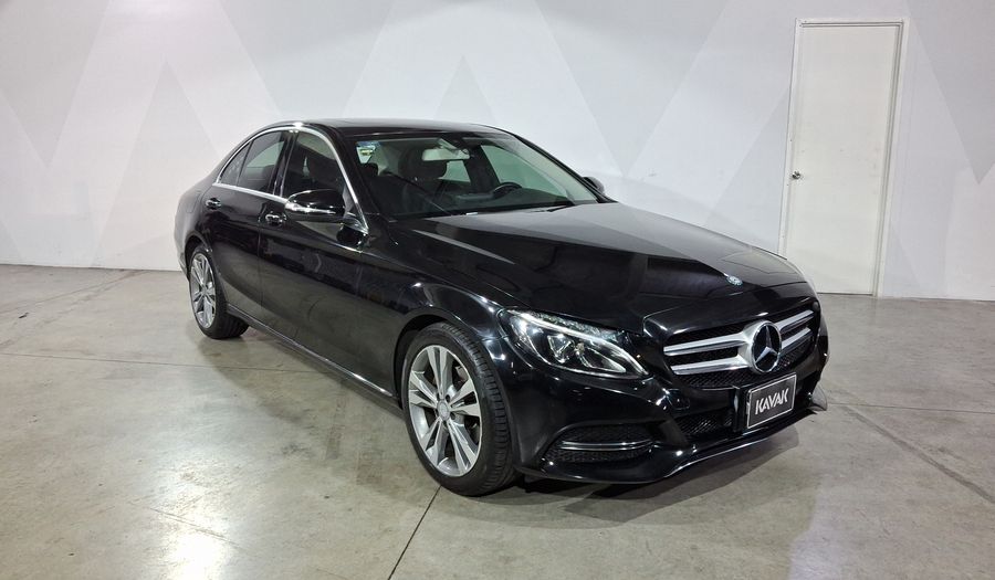 Mercedes Benz Clase C 2.0 200 CGI SPORT AT Sedan 2015