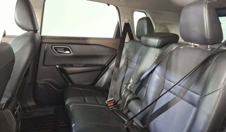 Nissan X-trail 2.5 PLATINUM PLUS 2 ROW CVT Suv 2023