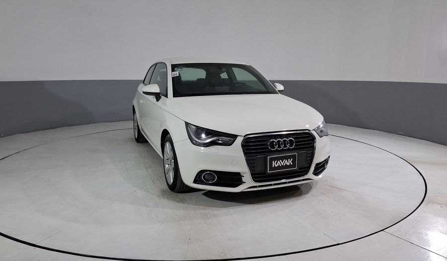 Audi A1 1.4 TFSI ENVY CON PIEL S TRONIC Hatchback 2013