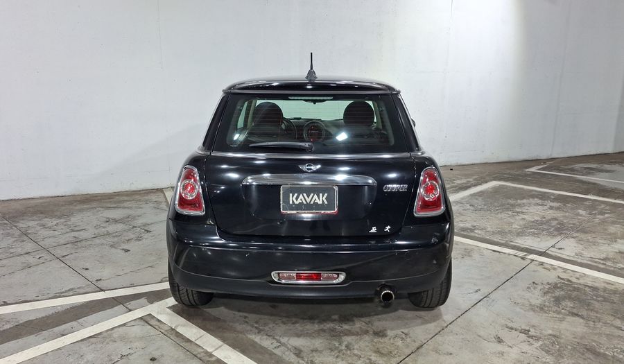 Mini Cooper 1.6 COOPER CHILI AT Hatchback 2013