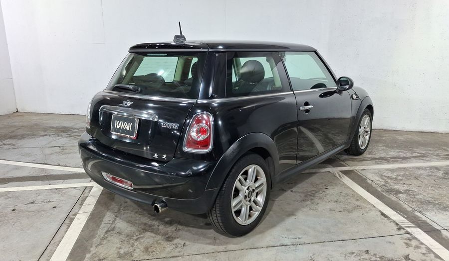 Mini Cooper 1.6 COOPER CHILI AT Hatchback 2013