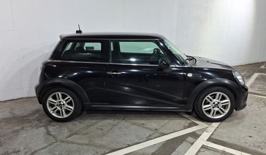 Mini Cooper 1.6 COOPER CHILI AT Hatchback 2013