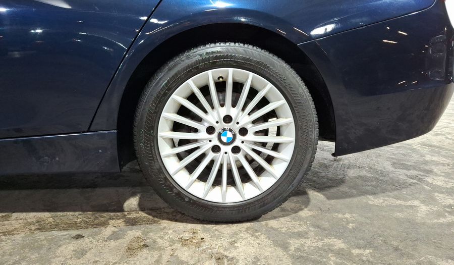 Bmw Serie 3 2.0 320IA LUXURY LINE Sedan 2015