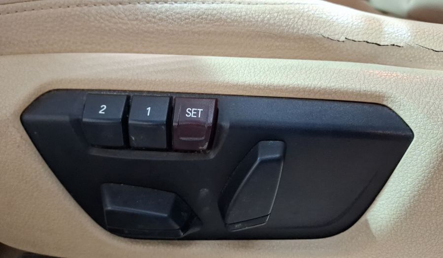 Bmw Serie 3 2.0 320IA LUXURY LINE Sedan 2015