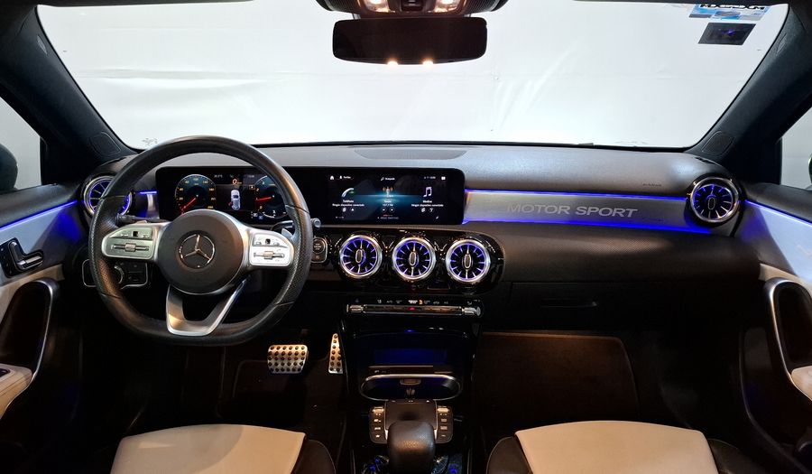 Mercedes Benz Clase A 1.3 200 SPORT DCT Hatchback 2021
