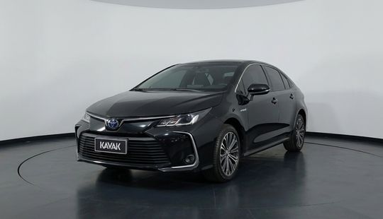 Toyota • Corolla
