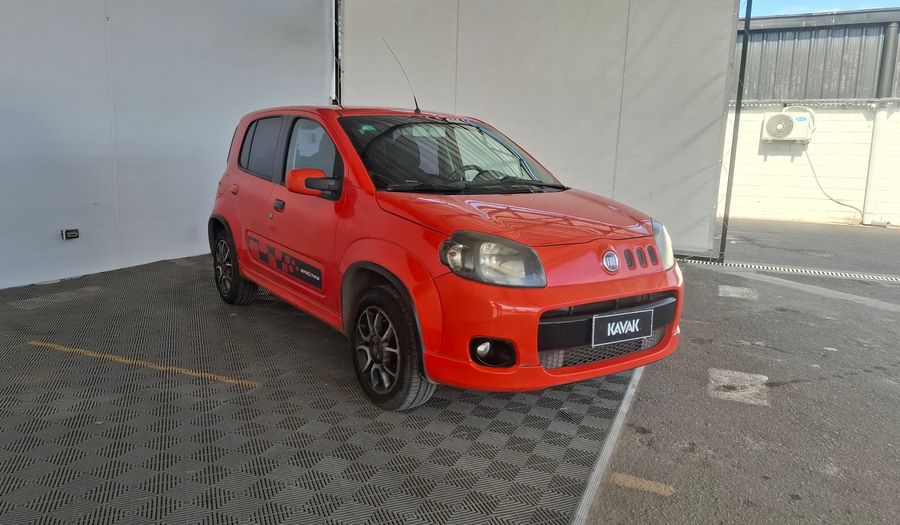 Fiat Uno 1.4 8V SPORTING 5P Hatchback 2012