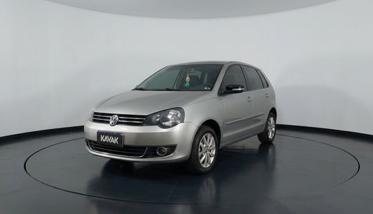 Volkswagen • Polo