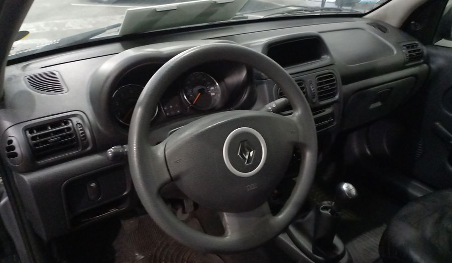 Renault Clio 1.1 CONFORT Hatchback 2015