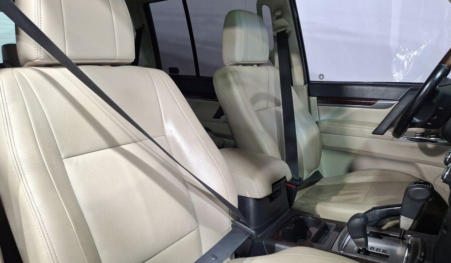 Mitsubishi Montero 3.8 LIMITED Suv 2017