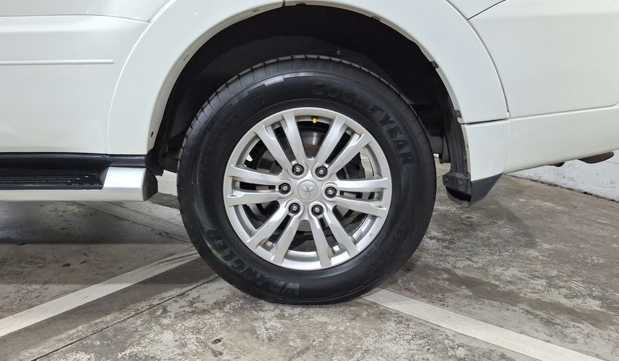 Mitsubishi Montero 3.8 LIMITED Suv 2017
