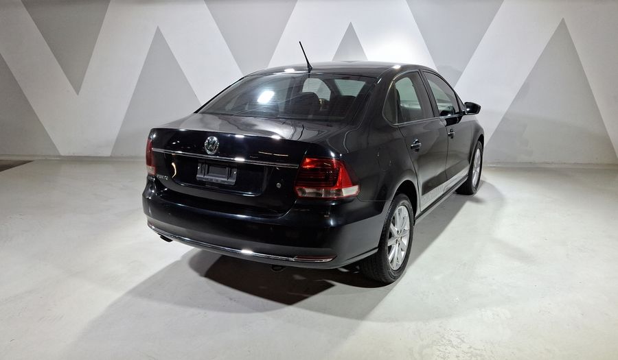 Volkswagen Vento 1.6 HIGHLINE STD. Sedan 2018