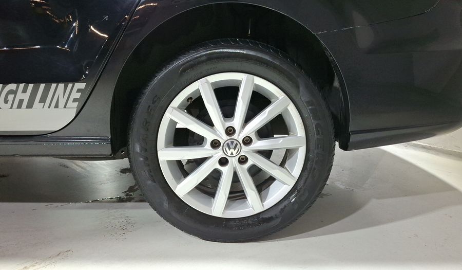 Volkswagen Vento 1.6 HIGHLINE STD. Sedan 2018