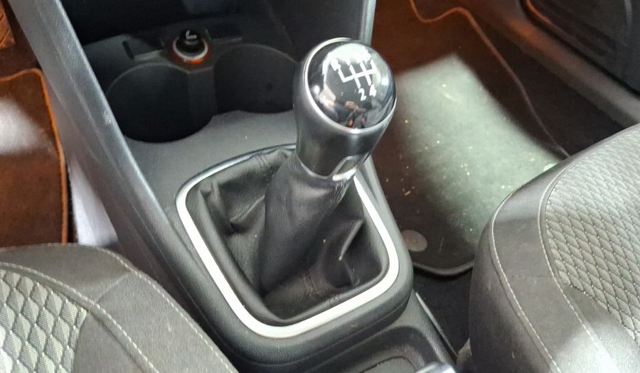 Volkswagen Vento 1.6 HIGHLINE STD. Sedan 2018