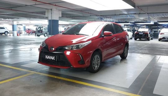 Toyota • Yaris