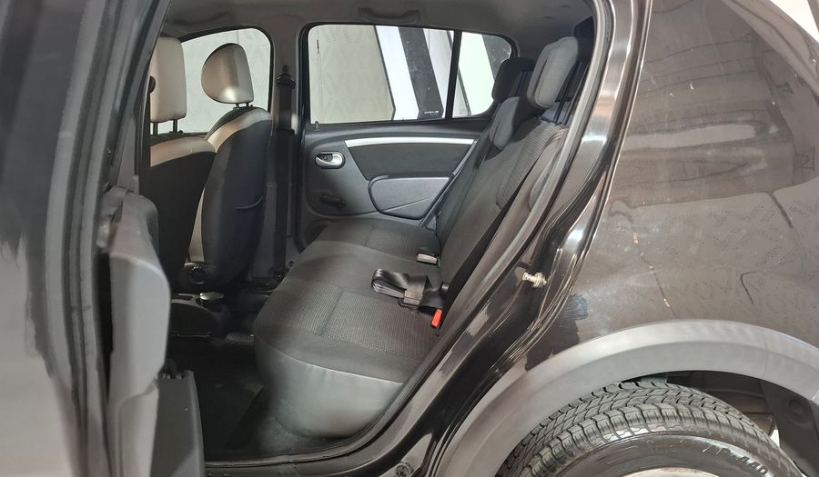 Renault Sandero Stepway 1.6 16V STEPWAY CONFORT Hatchback 2010