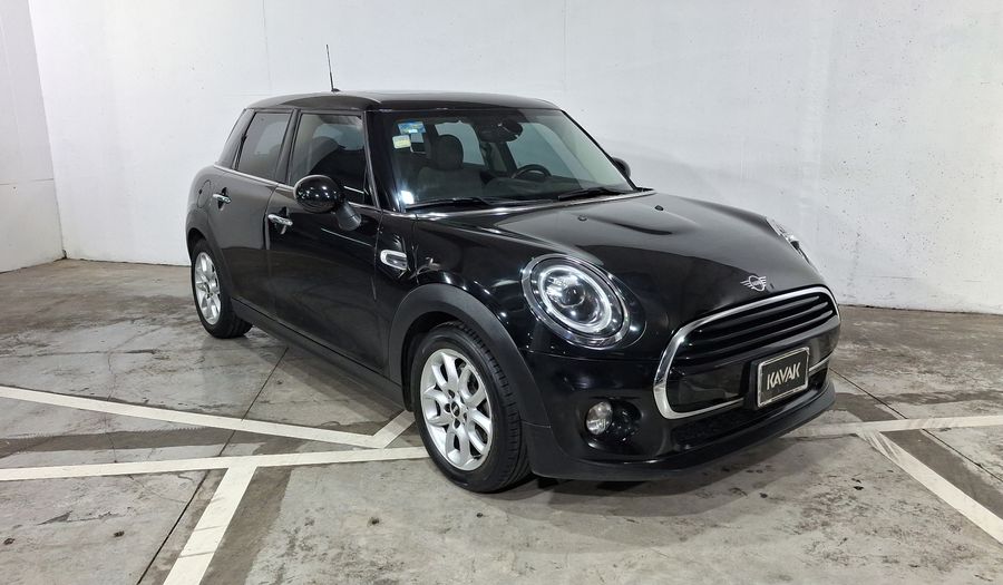 Mini Cooper 1.5 COOPER CHILI DCT Hatchback 2019
