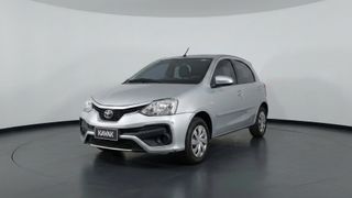 Toyota • Etios