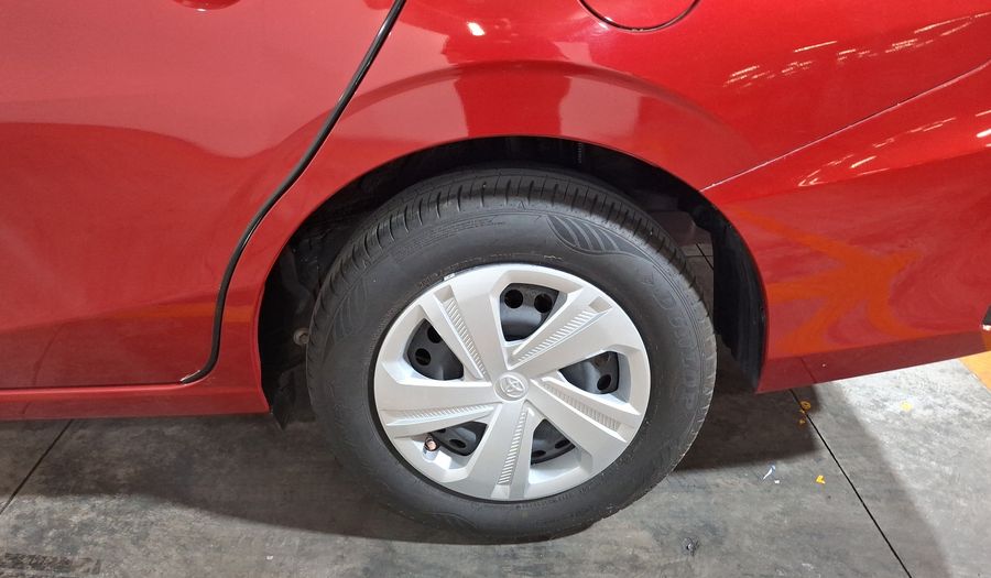 Toyota Yaris 1.5 BASE Sedan 2024