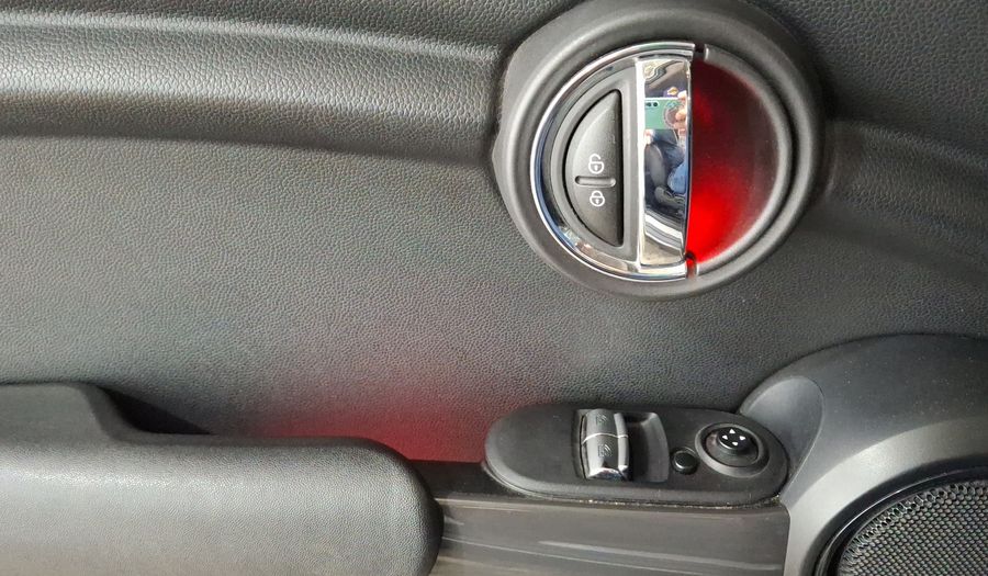 Mini Cooper 1.5 COOPER SALT Hatchback 2017