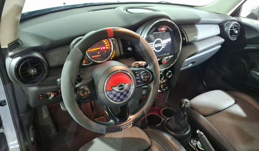 Mini Cooper 1.5 COOPER SALT Hatchback 2017