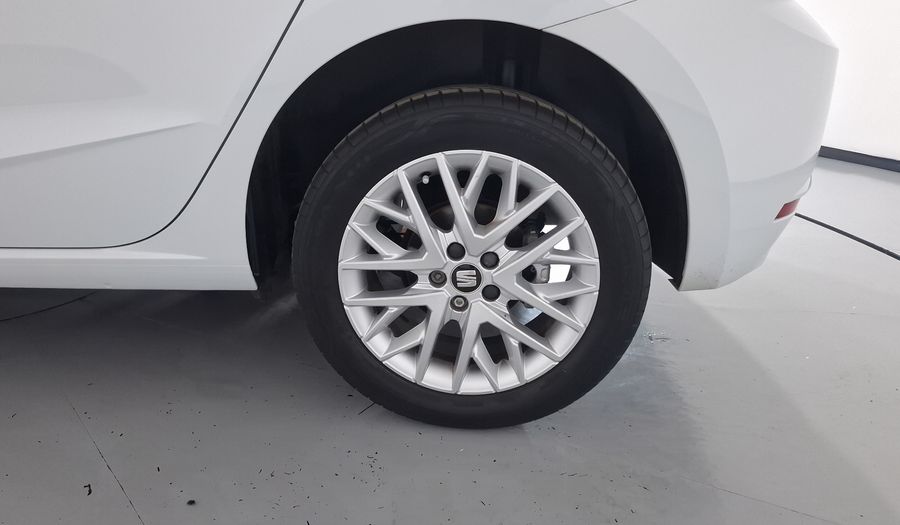 Seat Ibiza 1.6 STYLE AUTO Hatchback 2020
