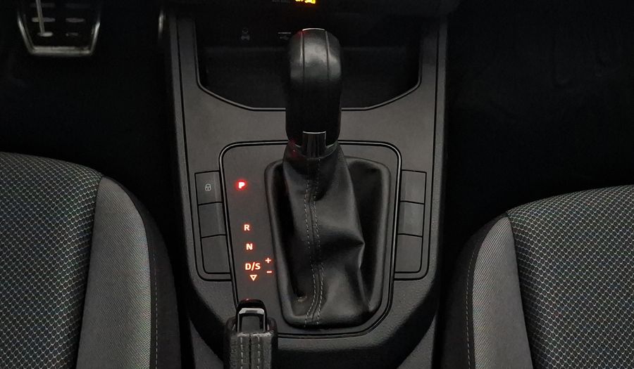 Seat Ibiza 1.6 STYLE AUTO Hatchback 2020