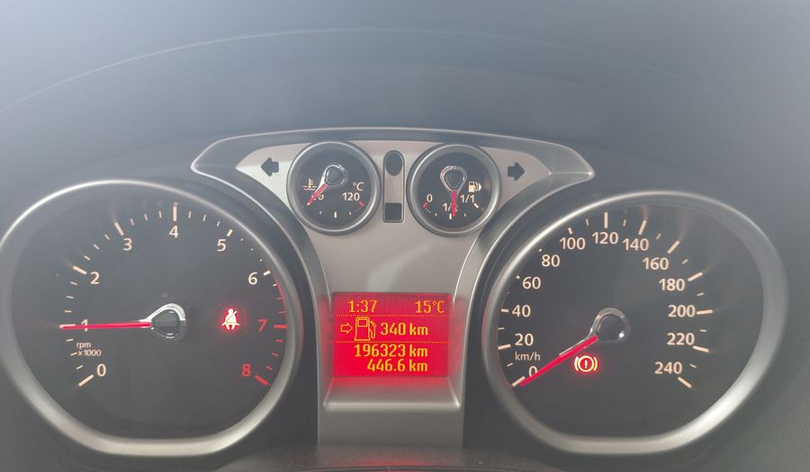 Ford Focus Ii 1.6 TREND Hatchback 2011