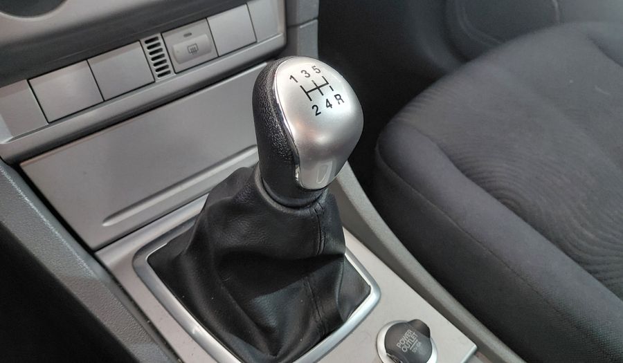 Ford Focus Ii 1.6 TREND Hatchback 2011