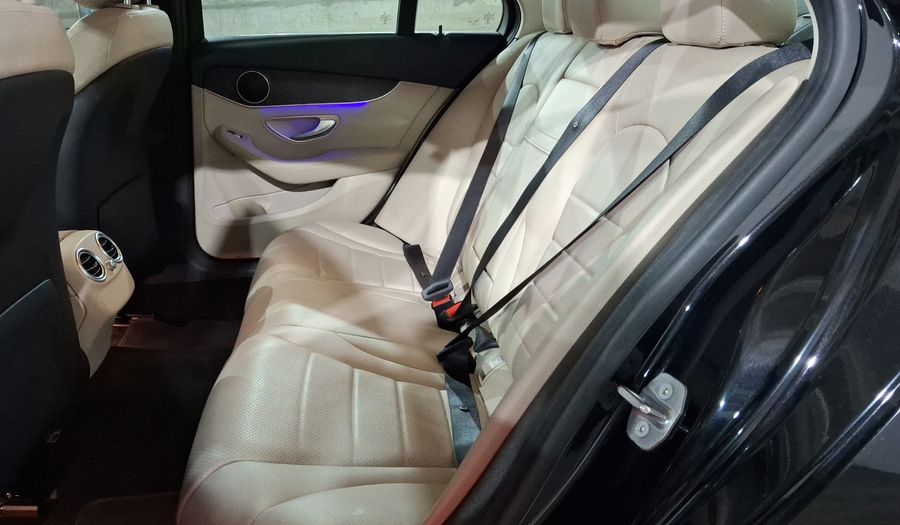Mercedes Benz Clase C 2.0 200 AUTO Sedan 2020