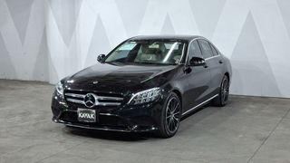 Mercedes Benz • Clase C