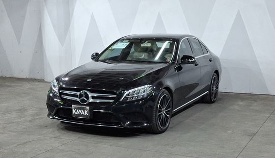 Mercedes Benz • Clase C