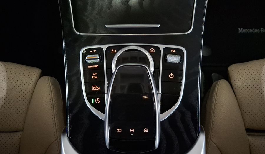 Mercedes Benz Clase C 2.0 200 AUTO Sedan 2020