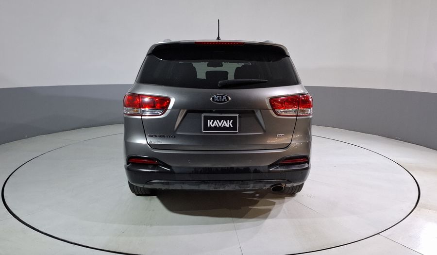 Kia Sorento 2.4 LX AT Suv 2016
