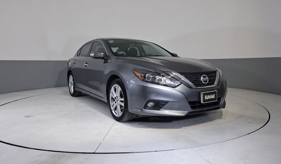 Nissan Altima 3.5 EXCLUSIVE CVT Sedan 2017