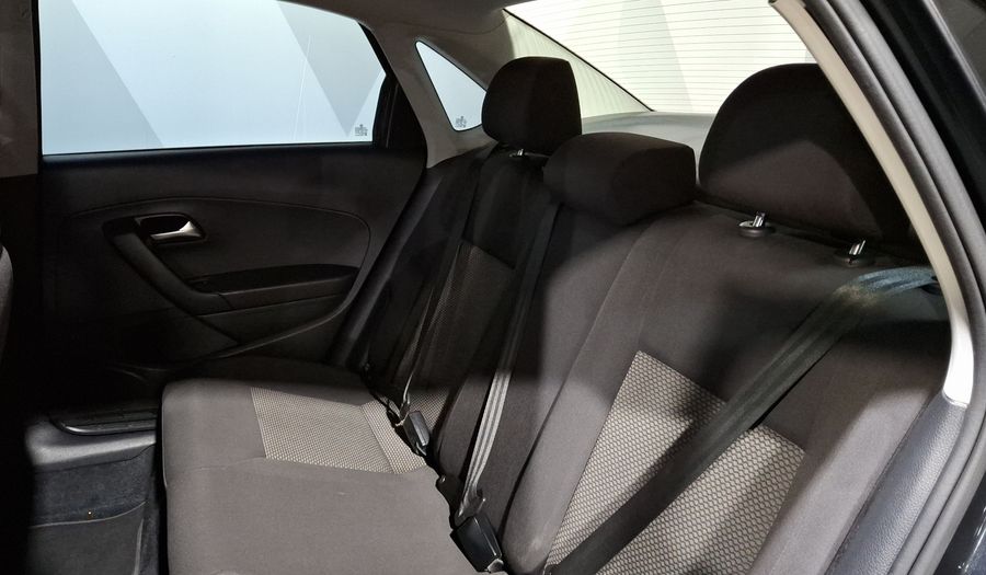 Volkswagen Vento 1.6 STARTLINE AUTO Sedan 2020