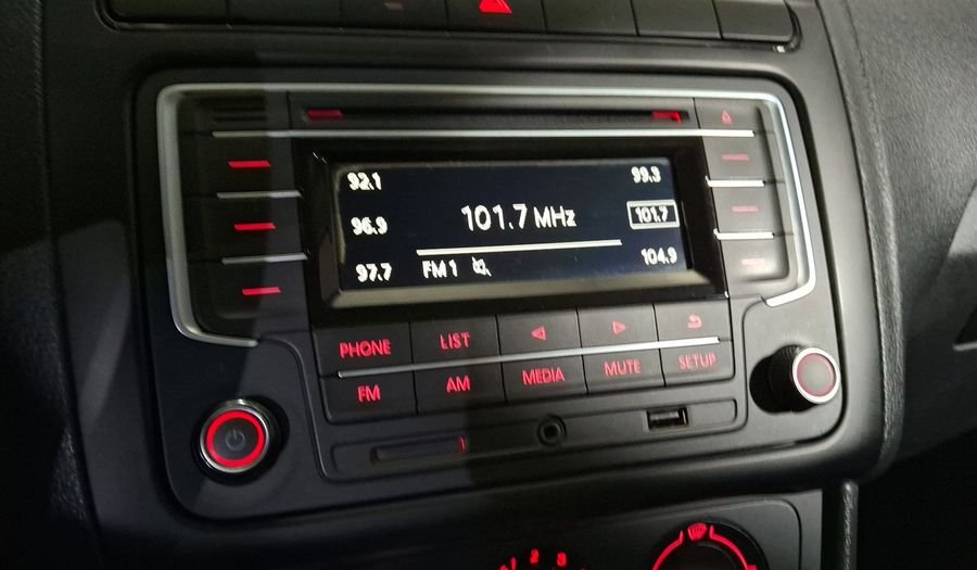 Volkswagen Vento 1.6 STARTLINE AUTO Sedan 2020