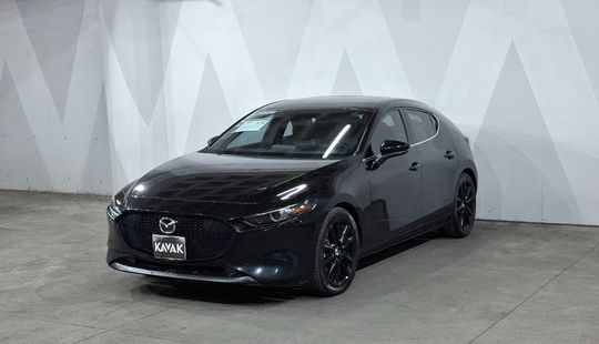 Mazda • Mazda 3