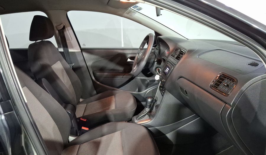 Volkswagen Vento 1.6 COMFORTLINE AUTO Sedan 2019