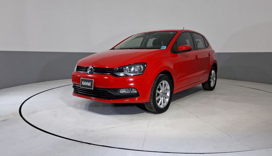 Volkswagen • Polo