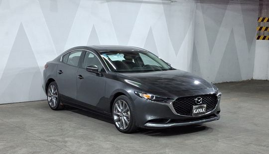 Mazda • Mazda 3