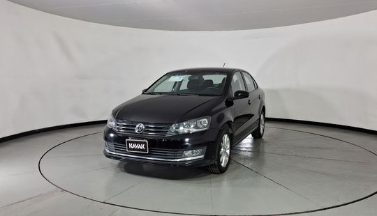 Volkswagen • Vento