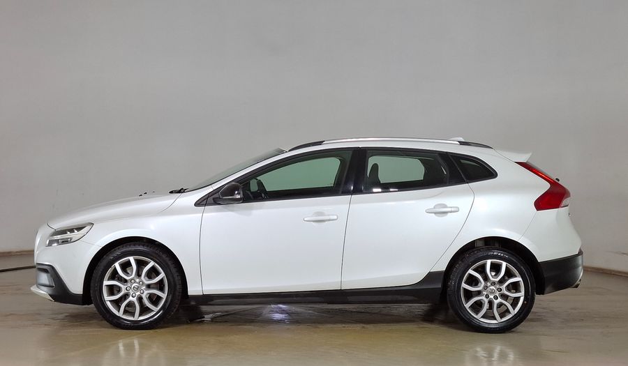 Volvo V40 1.6 T4 COMFORT CROSS COUNTRY Hatchback 2016