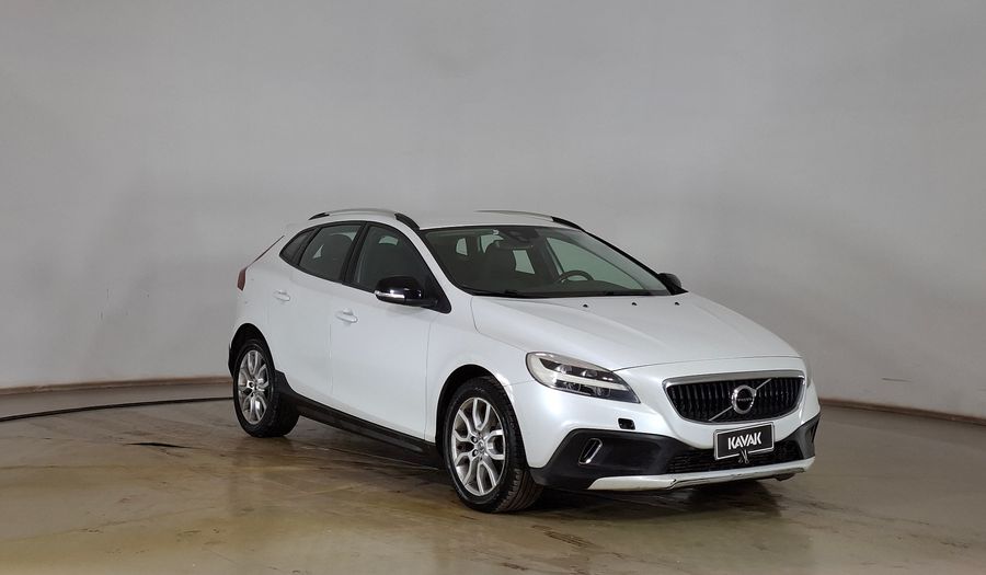 Volvo V40 1.6 T4 COMFORT CROSS COUNTRY Hatchback 2016