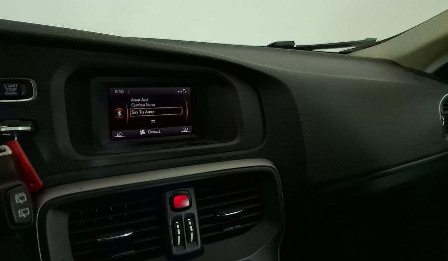 Volvo V40 1.6 T4 COMFORT CROSS COUNTRY Hatchback 2016