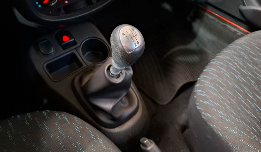 Renault Clio 1.1 CONFORT Hatchback 2015