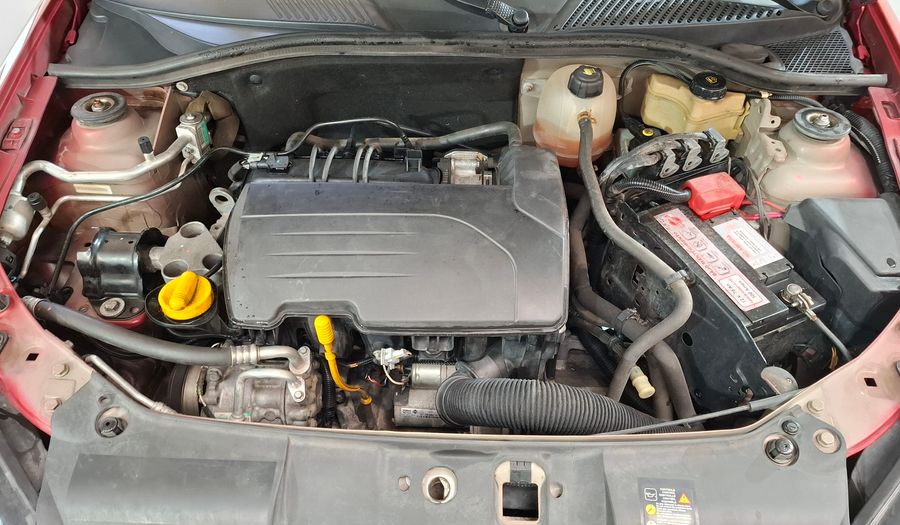 Renault Clio 1.1 CONFORT Hatchback 2015