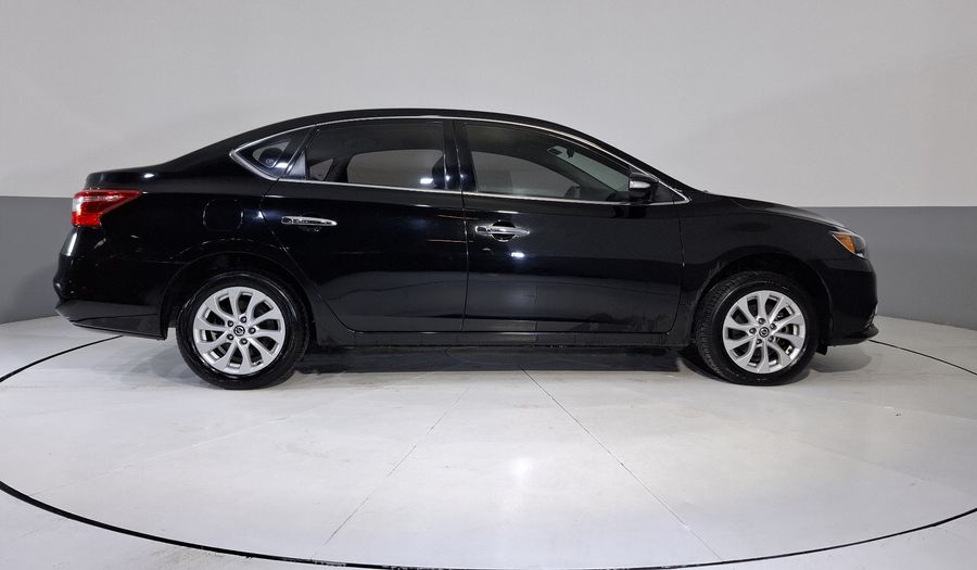 Nissan Sentra 1.8 ADVANCE CVT Sedan 2017
