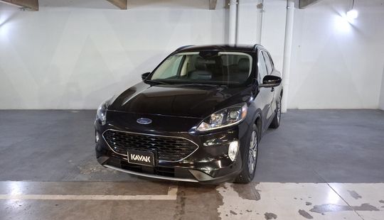 Ford • Escape